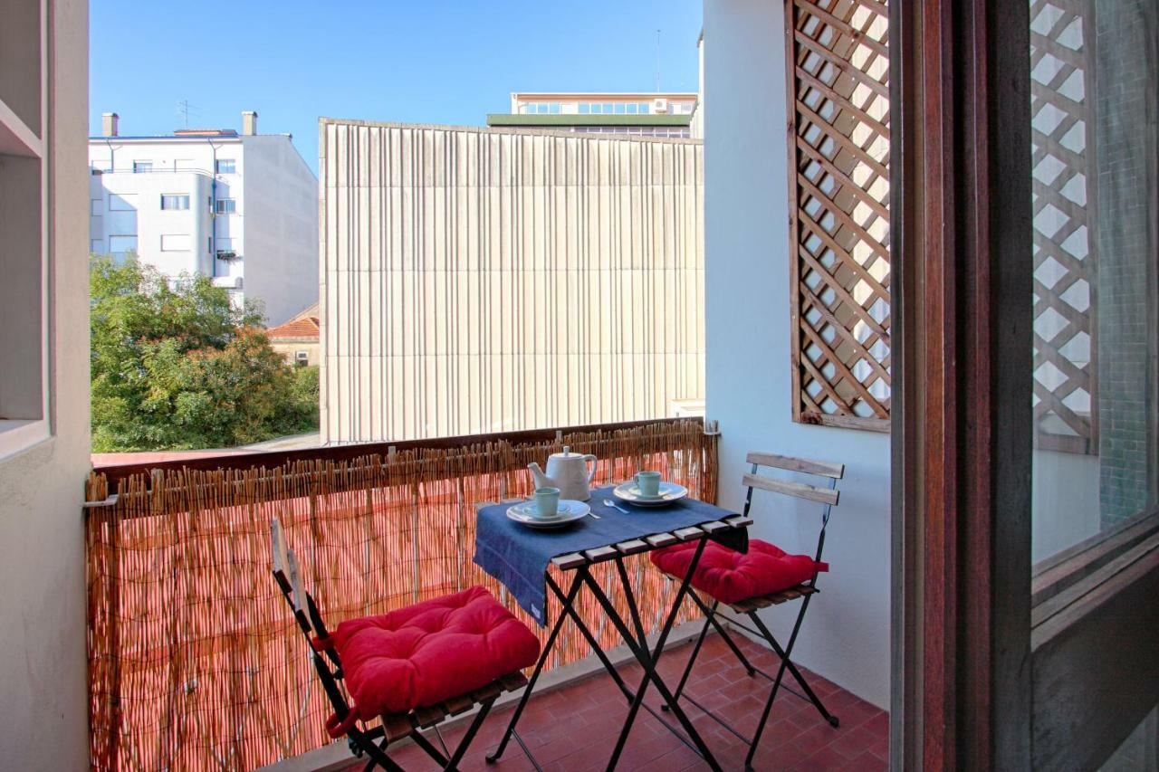 Sailing Apartment Авейру Екстер'єр фото